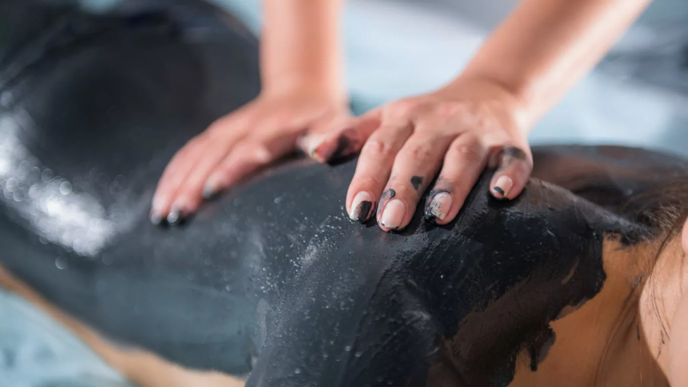 Mud,Massage