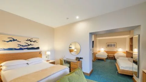 family-room-at-kellys