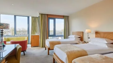 juniorsuite-bedrooms-kellys-07