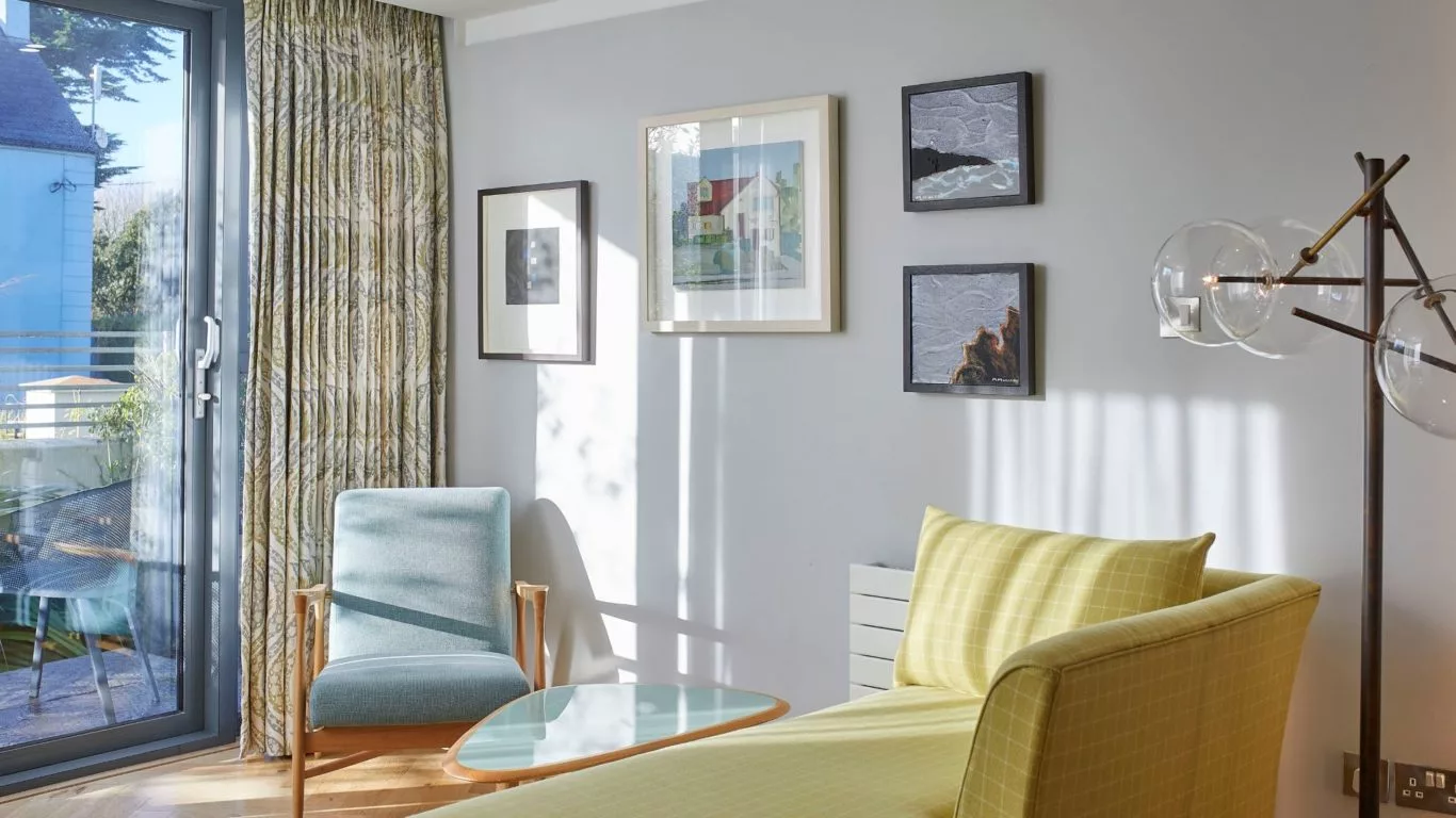 peter-johnson-suite-at-kellys03