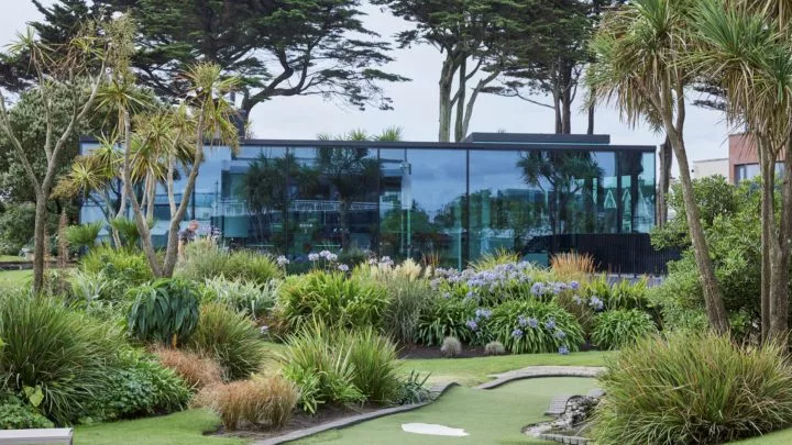 the-sea-rooms-at-kellys03