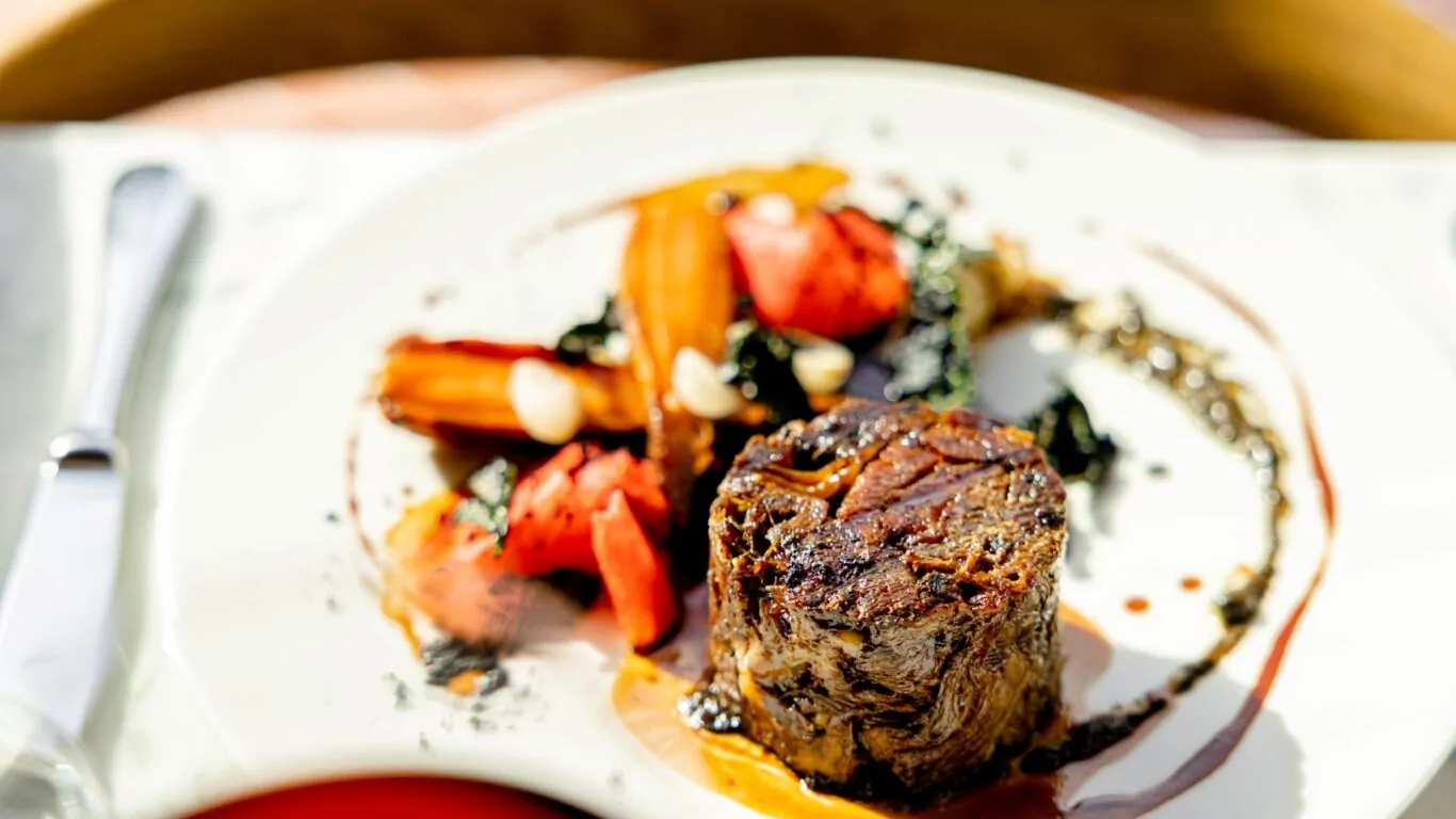 the-sea-rooms-food-at-kellys