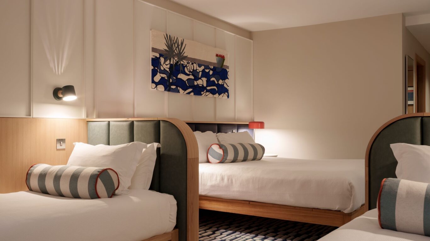 family-bedrooms-at-kellys09