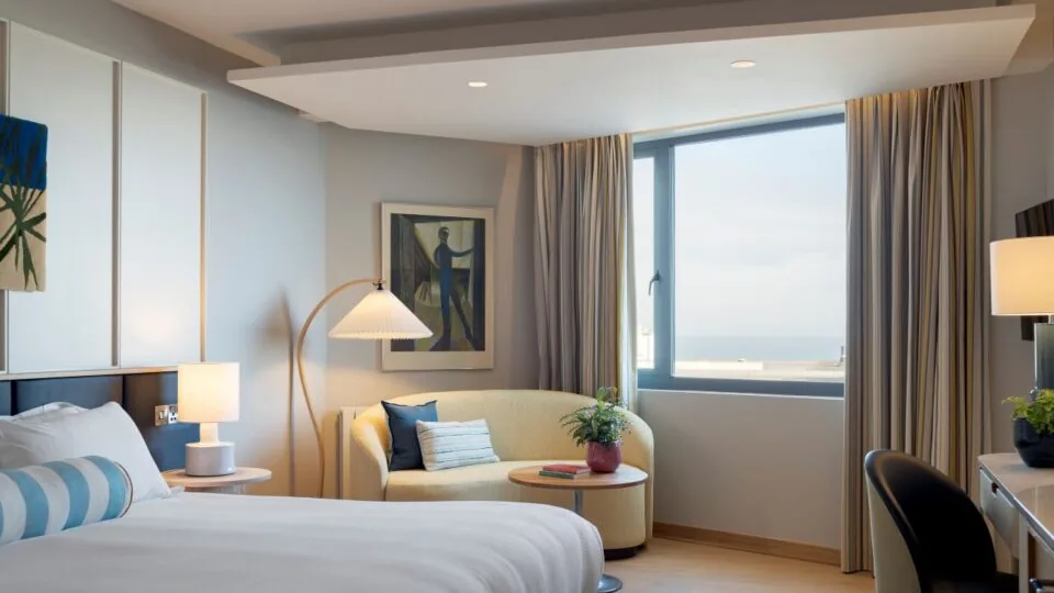 bedrooms-at-kellys02